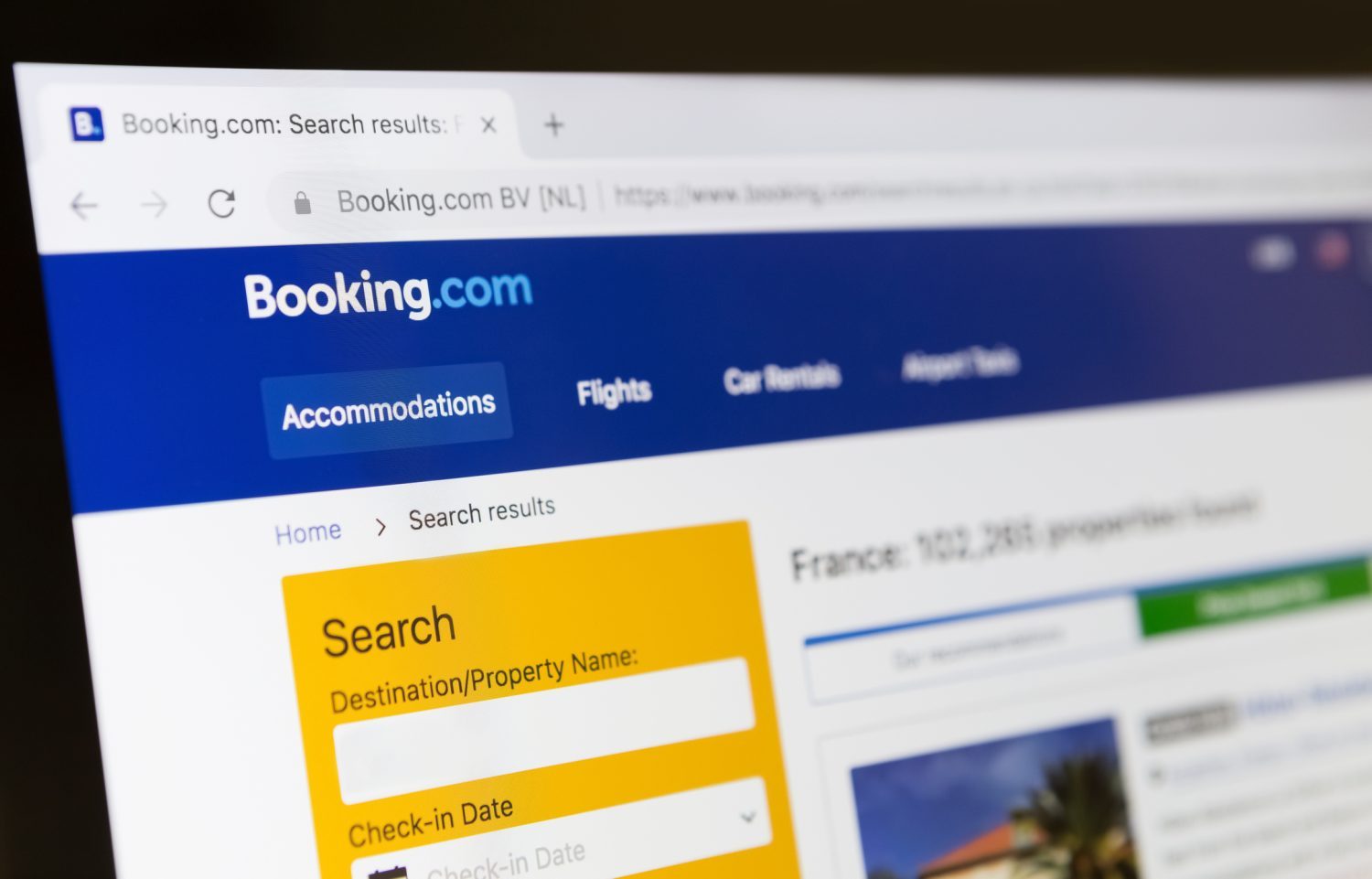 Booking.com, investigată de Comisia Europeană pentru posibile fraude cu rezervări și reclame mascate la unități de cazare